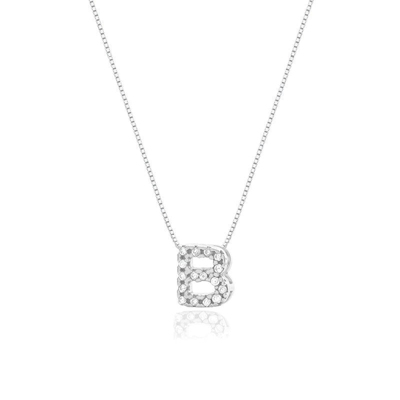 Collar de plata con letra inicial, adornado con circonitas, 45cm.