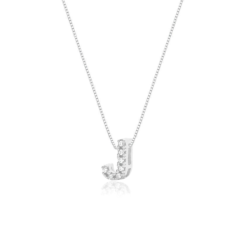 Collar de plata con letra inicial, adornado con circonitas, 45cm.